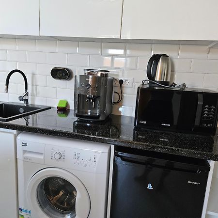 Apartament Dem Radulescu Langa Strand Râmnicu Vâlcea エクステリア 写真