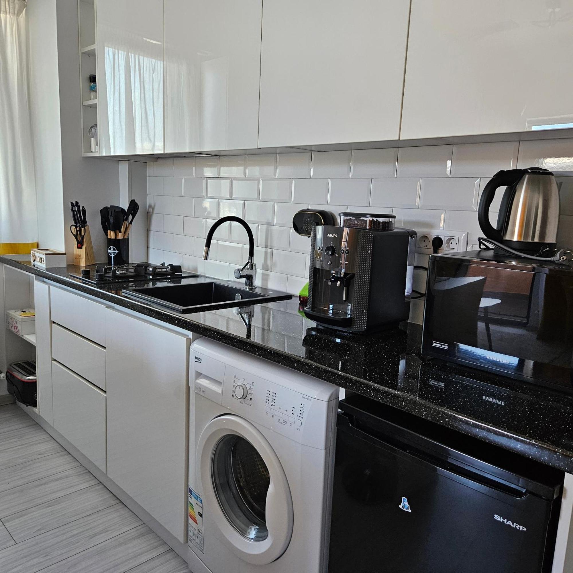 Apartament Dem Radulescu Langa Strand Râmnicu Vâlcea エクステリア 写真